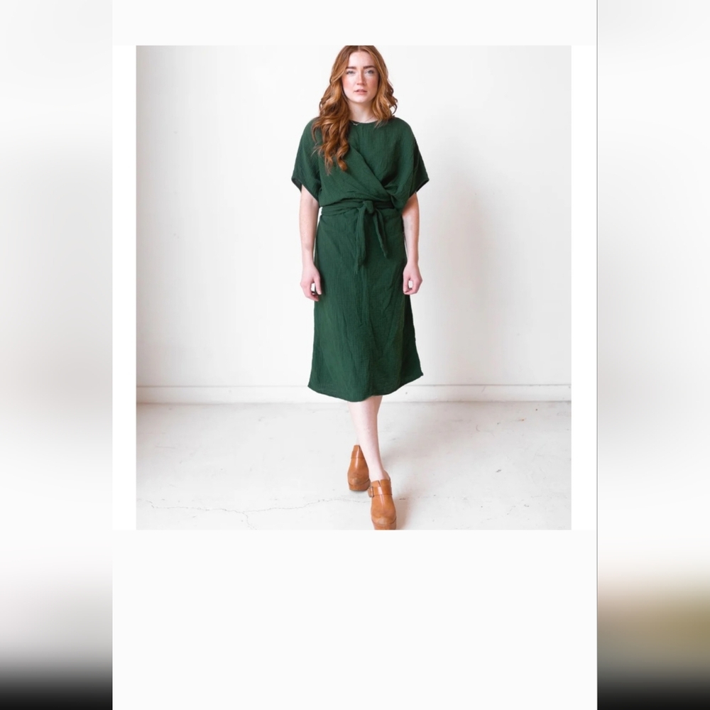 Suunday dolman dress green moss xl never worn
